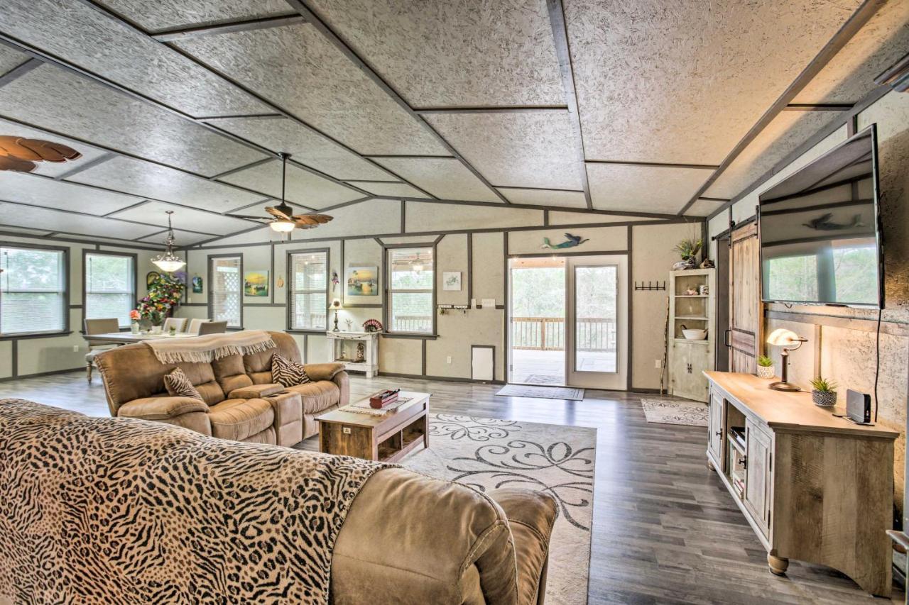 Waterfront Bay St Louis Beach House With Deck! Bay St. Louis Luaran gambar